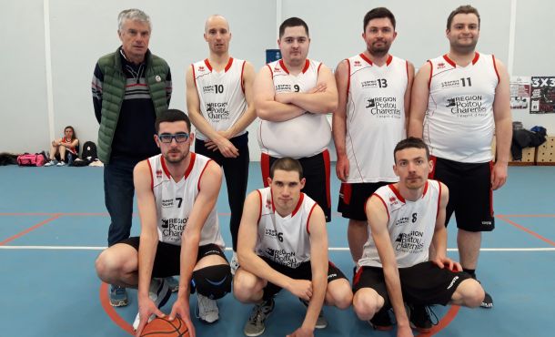 Equipe 1 basket adapté